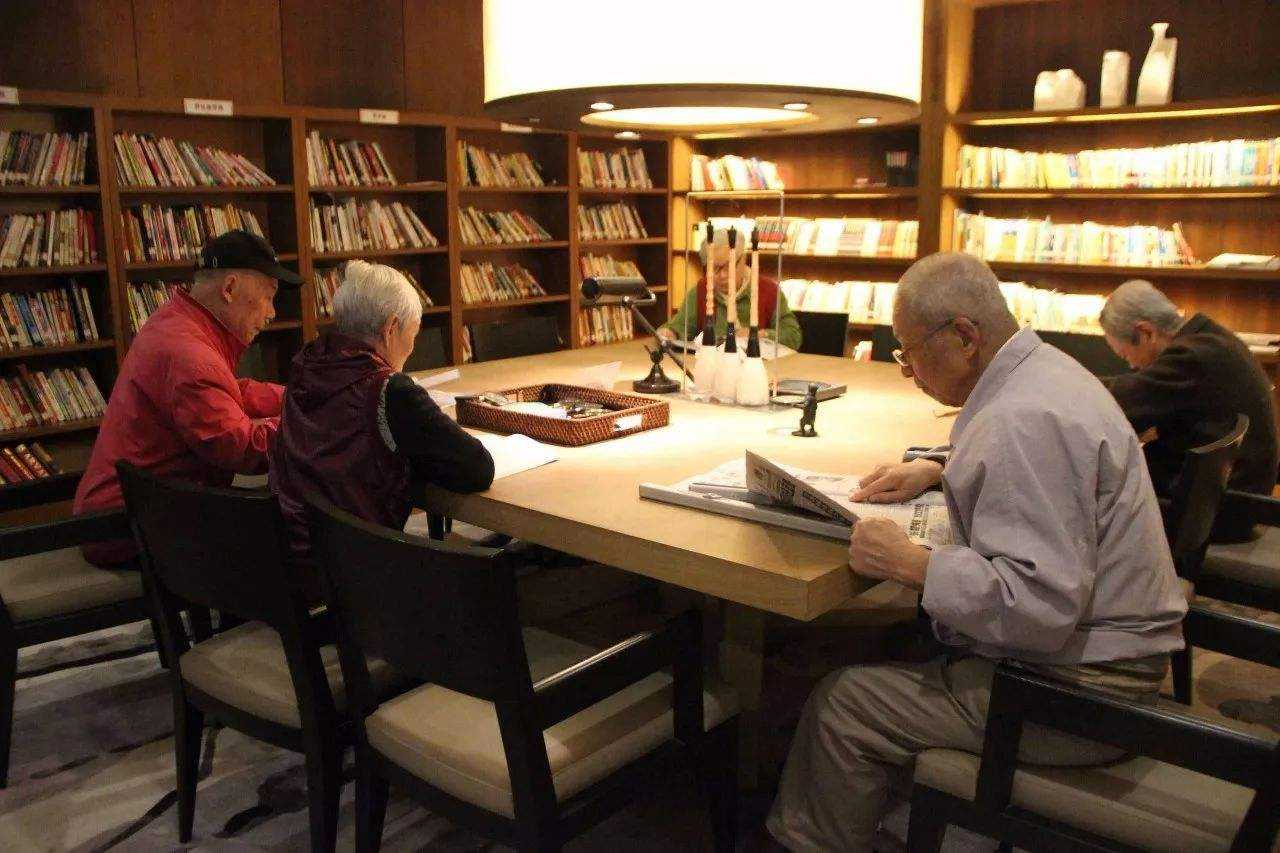 北京养老机构严格封闭管理 全面停止家属探视